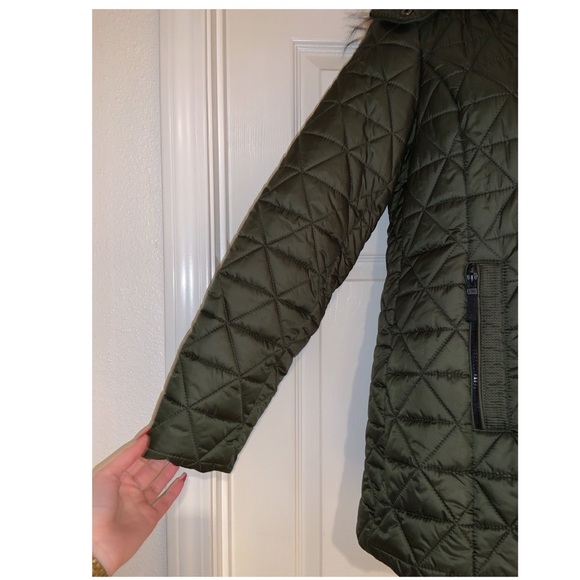 Marc New York by Andrew Marc Chevron Quilted Jacket with Removable Faux Fur—NWT - Picture 10 of 17